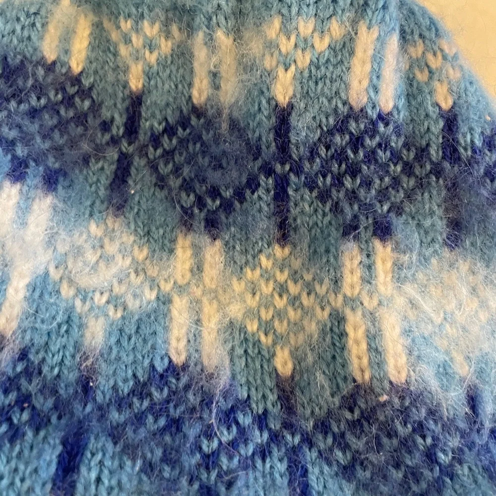 Girl’s/Boy’s Pom Pom Hat